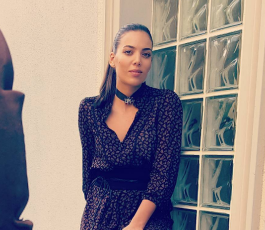 Komşular Dizisi(Fox Tv) Deniz Kimdir? Tüm Ayrıntılar