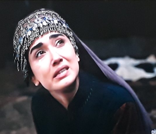 Diriliş Esma Kim? Esma Hatun Tarihte Var Mıdır?