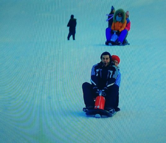 Bizim Hikaye 14 Kasım Çalan Herşey Seninle Güzel şarkısı ve sözleri