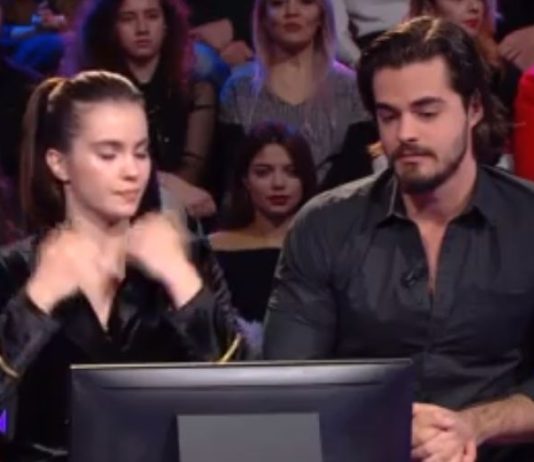 Hangi ülkedeki moda dergileri yayınladıkları fotoğraflarda bilgisayar programında yapılmış değişiklik olduğunda açıklama yapmak zorundadır?