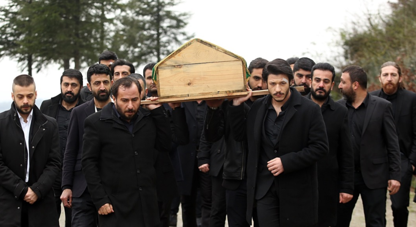 Çukur Dizisi 19 Şubat Çalan Kahve Koydum Fincana Şarkısı ve Sözleri