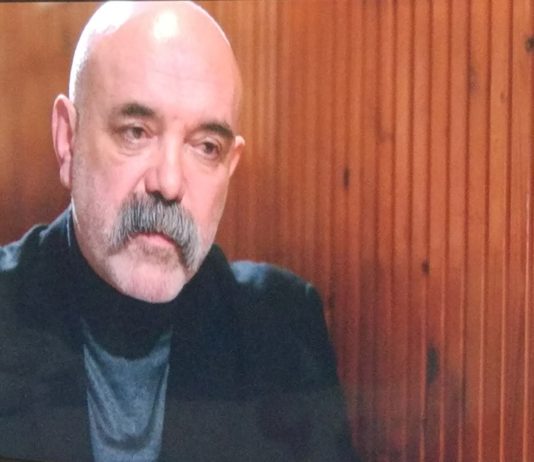 Çukur 12 Şubat Meyhanede Çalan Şarkılar-Ahirim Sensin(Neşet Ertaş)