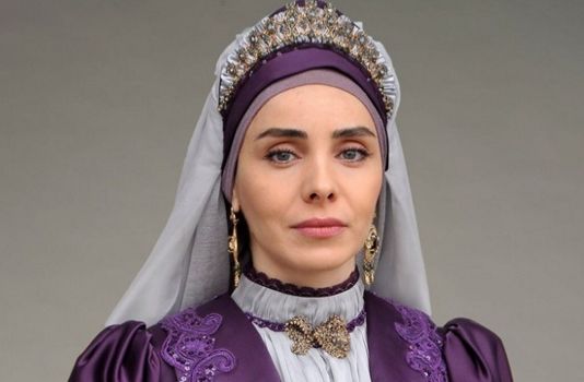 Payitaht Abdulhamid Prenses Efsun Kimdir? Nur Fettahoğlu