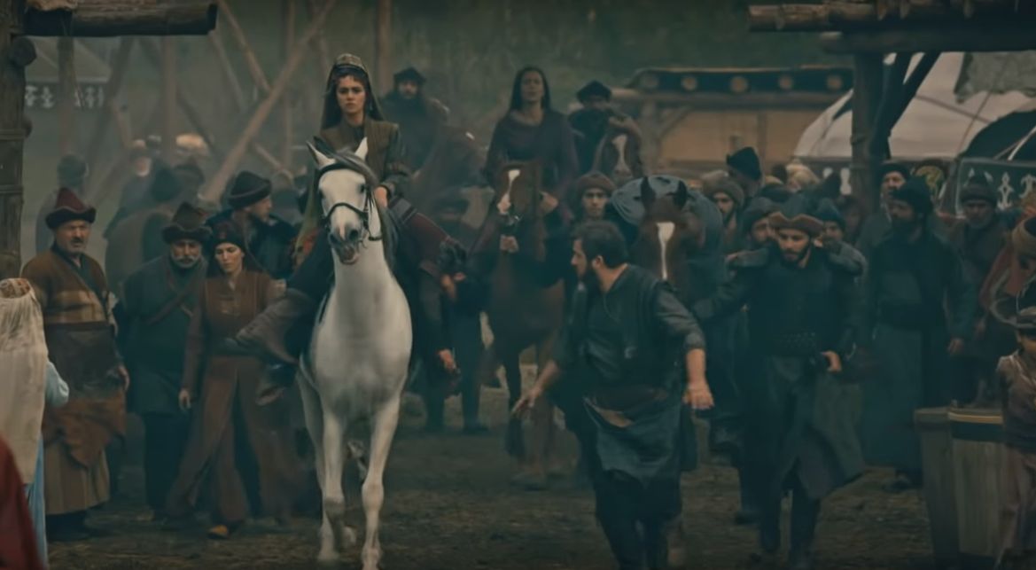 Diriliş Ertuğrul Kayra Şenocak (Aktemür) kimdir? 