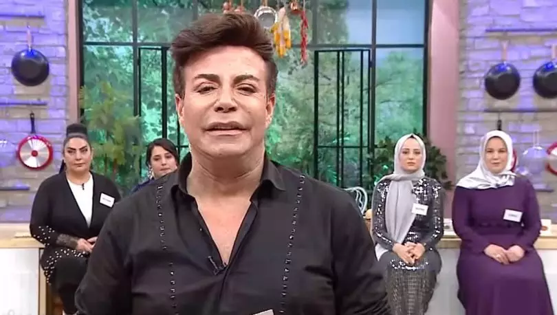 Gelinim Mutfakta Ziyafet Kimdir Kac Yasinda