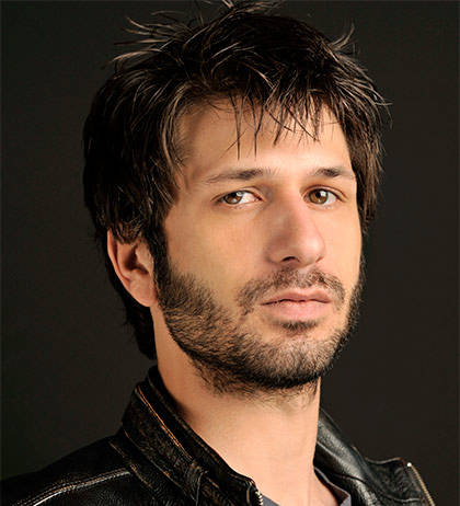 USHAN ÇAKIR AVLU DİZİSİNDE!